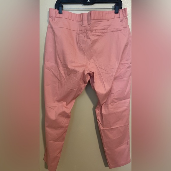 NWT Fabletics Men's The High Side Chino (Classic Fit) | 35 x 32 - Picture 4 of 6